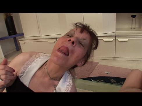 ❤️ Två mormödrar och en farfar har en trekant ️❌ Pornvideo at porn sv.dreamlandpassionfever.ru ❌️❤