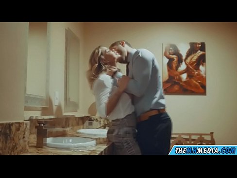 ❤️ När en bystig blondin förför dig på en offentlig toalett ️❌ Pornvideo at porn sv.dreamlandpassionfever.ru ❌️❤